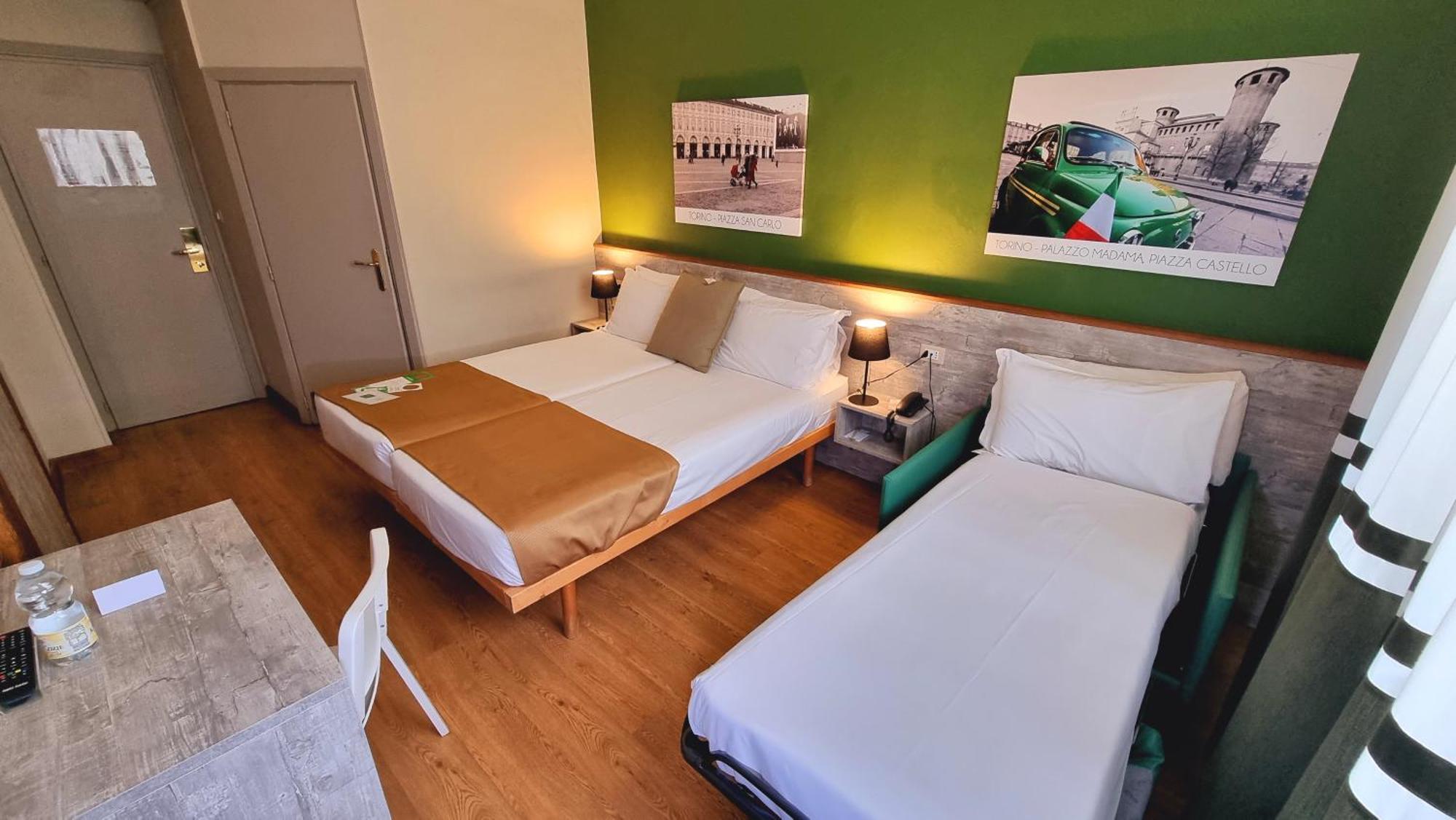 Green Class Hotel Astoria Turin Room photo